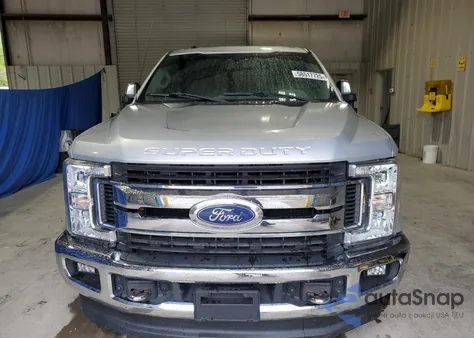 2018 Ford F250 Super Duty z USA, uszkodzony, nr VIN 1FT7W2BT1JEB64068